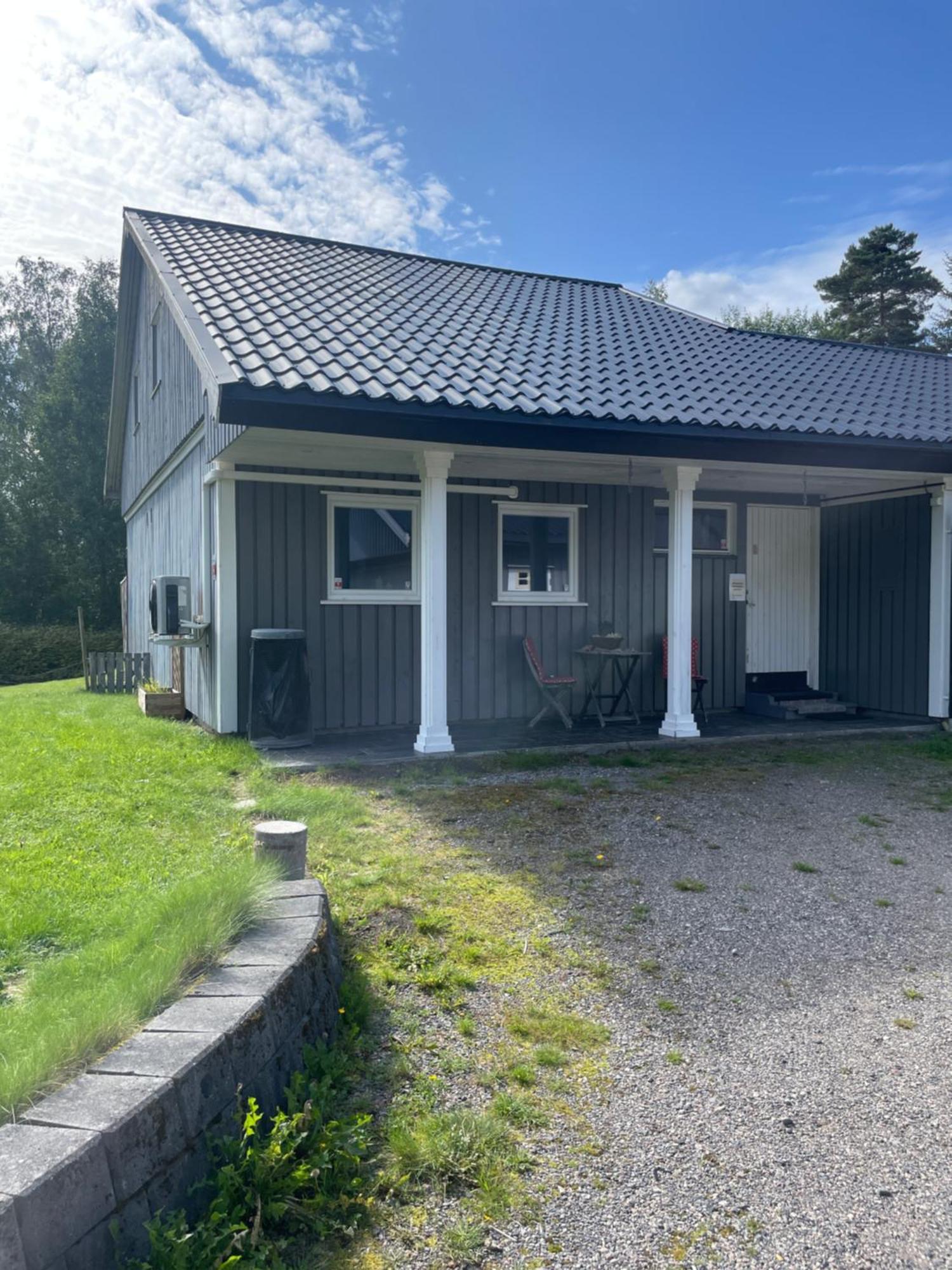 Apartamento Lantlig Laegenhet Charlottenberg Exterior foto